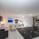 בית נופש The Arthouse *