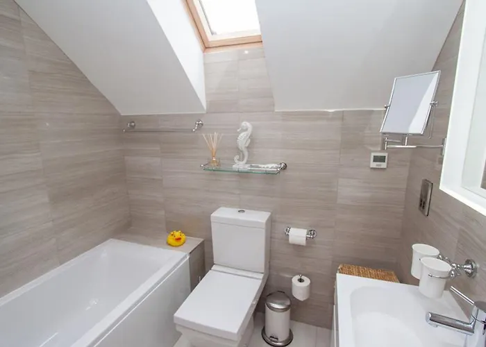 度假居 The Arthouse